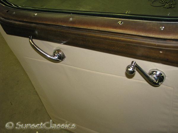 1940-packard-henney-super8-140.jpg