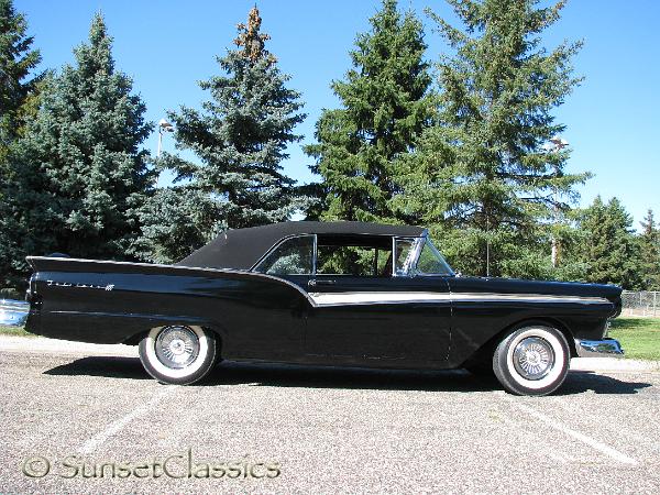 1957-ford-fairlane-376.jpg