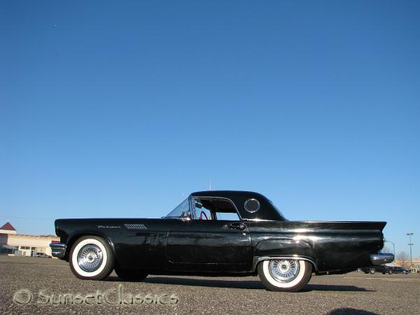 1957-ford-thunderbird-561.jpg