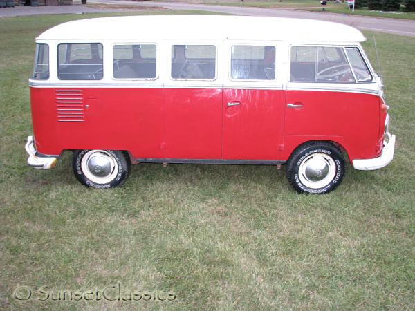 1961-deluxe-vw-bus-050.jpg