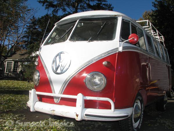 1961-deluxe-vw-bus-094.jpg