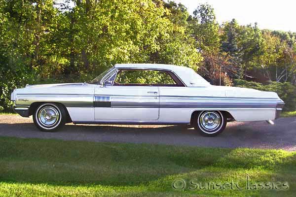 1962 Oldsmobile Starfire