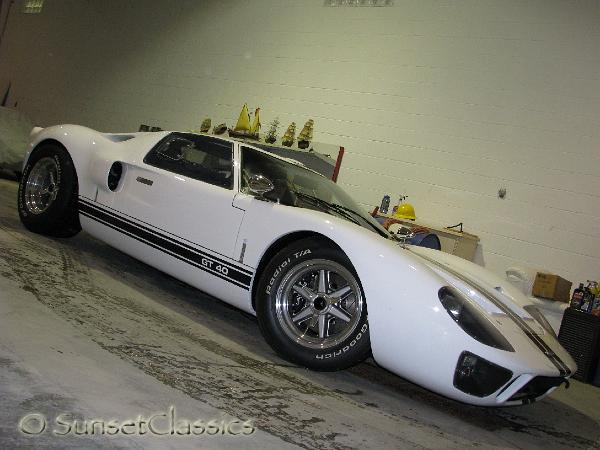 1966-ford-gt40-584.jpg