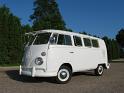 1966-vw-walk-through-bus-786