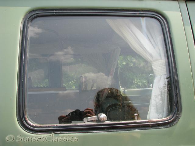 1973-econoline-camper-843.jpg