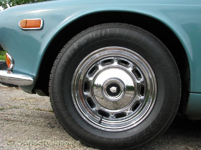 1973-jaguar-xj6-529.jpg