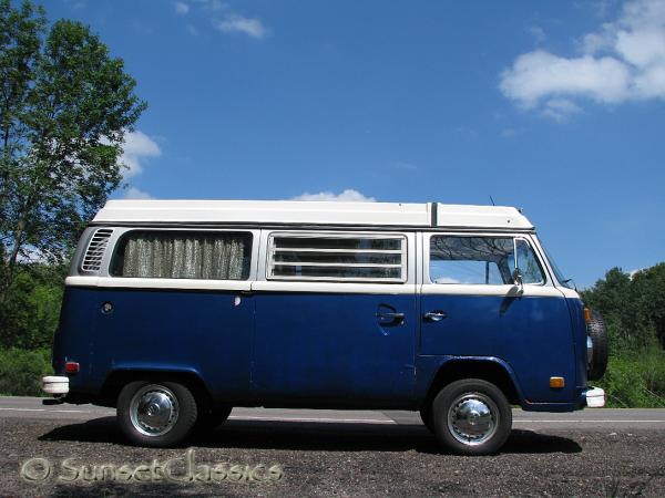 1974-vw-bus-pop-top-466.jpg