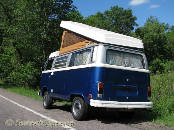 1974-vw-bus-pop-top-494.jpg