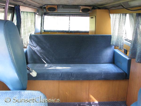 1974-vw-bus-pop-top-630.jpg