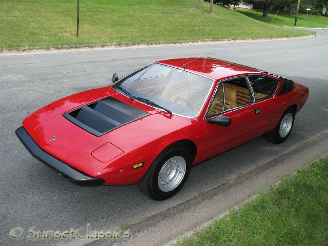 1975-lamborghini-urraco-678.jpg