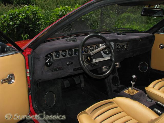 1975-lamborghini-urraco-501.jpg