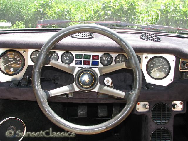 1975-lamborghini-urraco-513.jpg