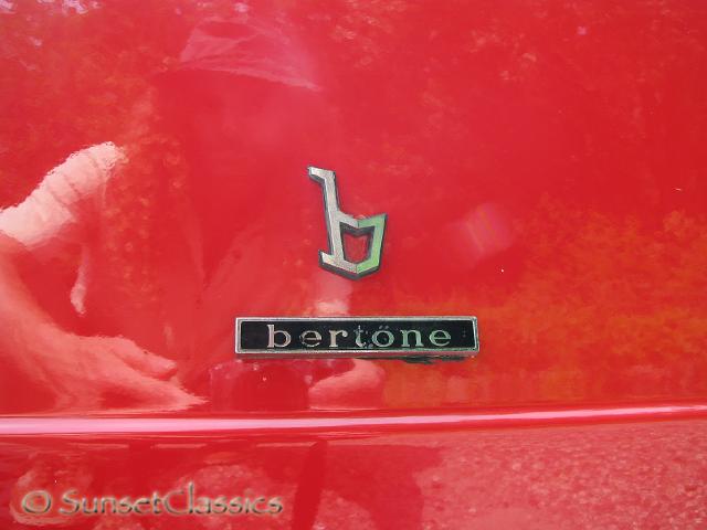 1975-lamborghini-urraco-576.jpg