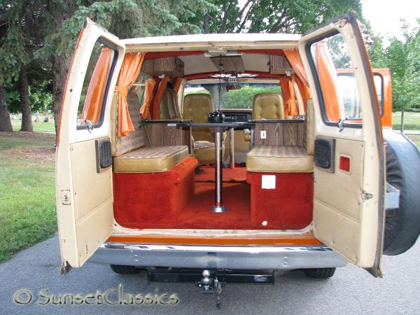 1977-ford-conversion-van-191.jpg