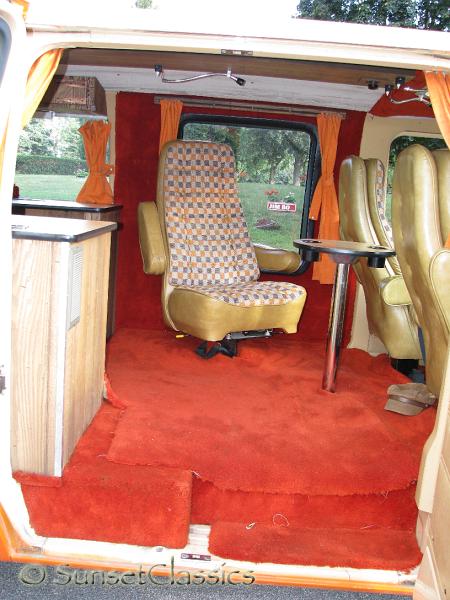 1977-ford-conversion-van-167.jpg