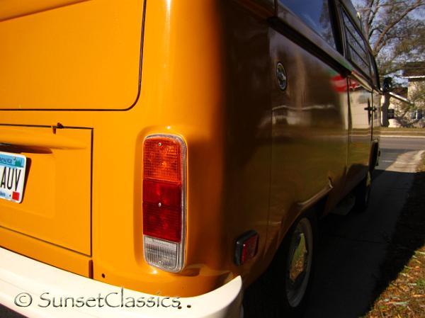 1977-vw-bus-westfalia-417.jpg